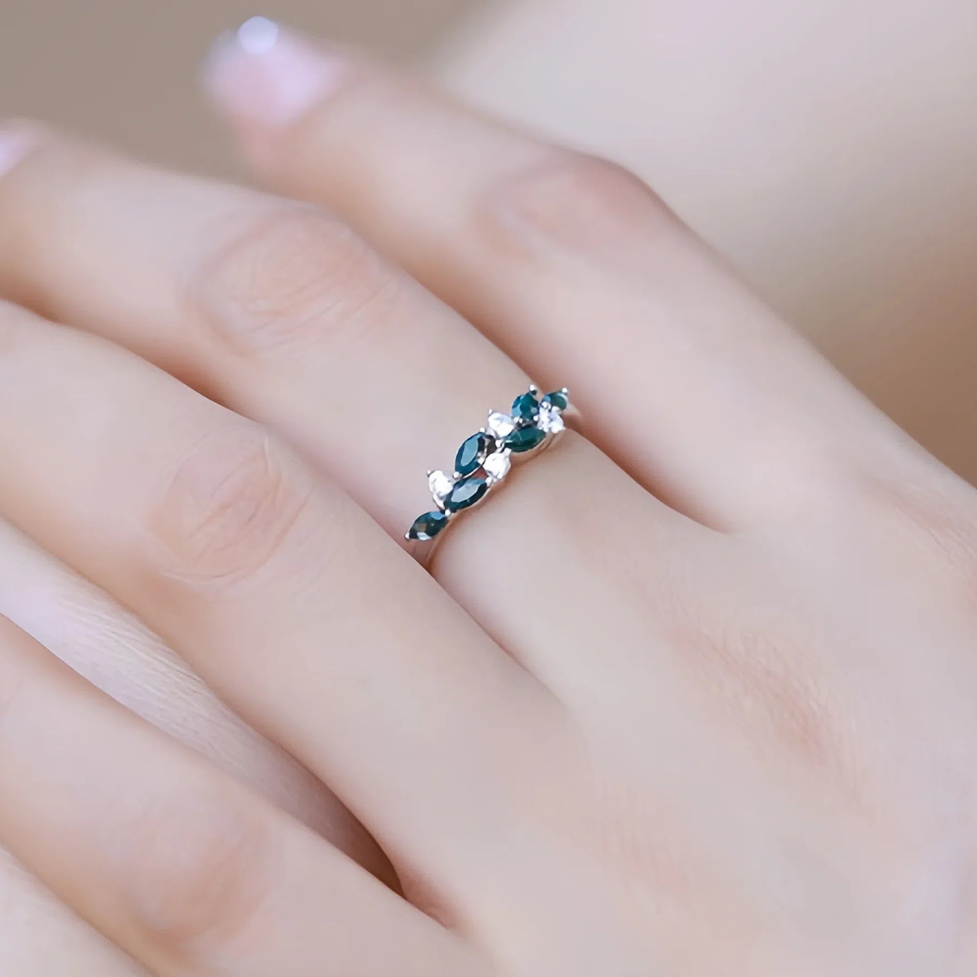 Geometric Leaf Moss Agate Silver Ring