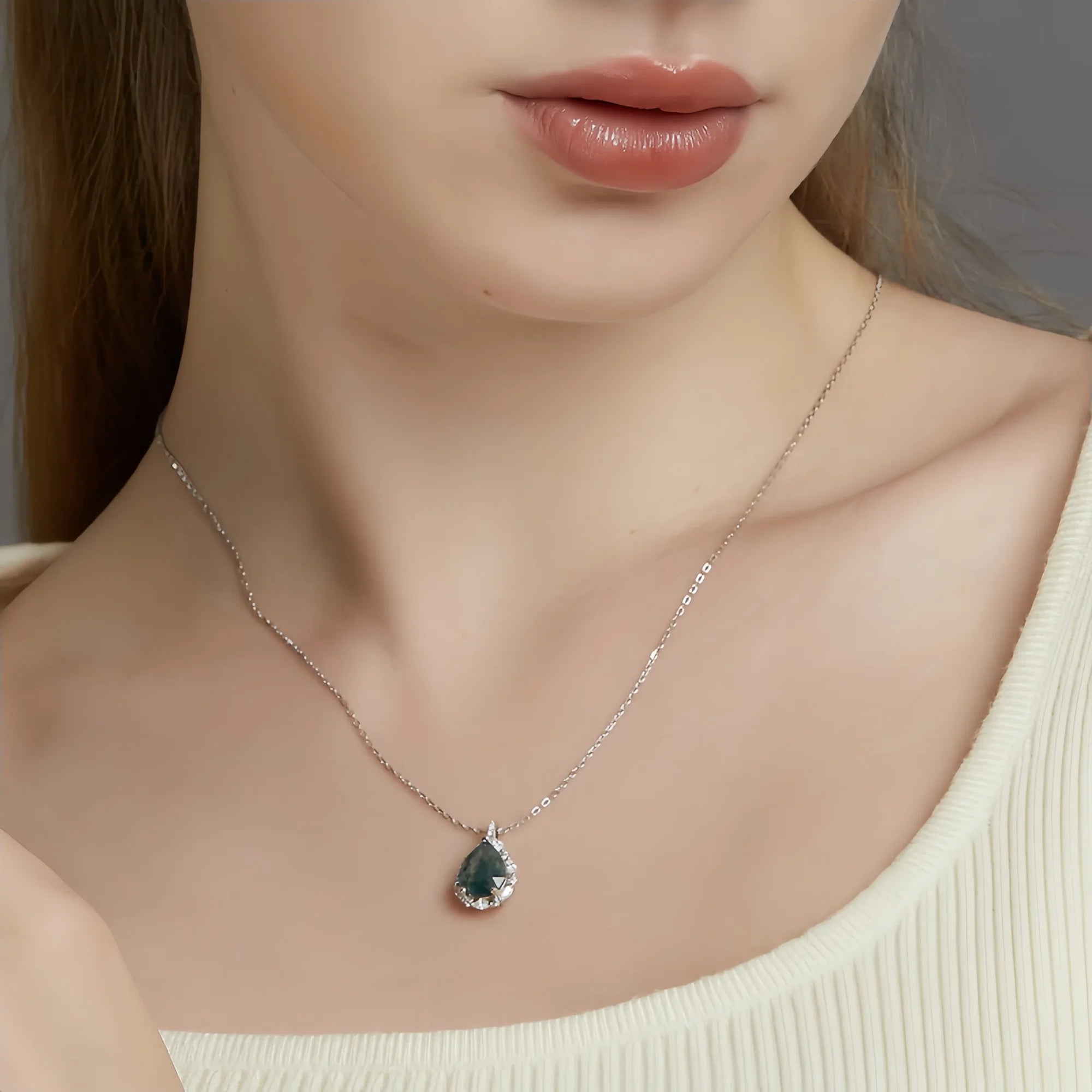 Moss Agate Teardrop Pendant Necklace